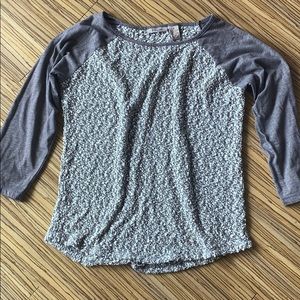 Grey sweater quarter length shirt!